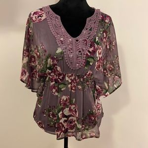 Candies BOHO Lavender Top with Lace Design. Floral Print. Size S